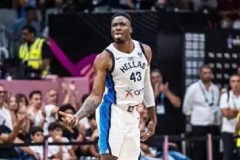 雄鹿队面临抉择：科菲·安东尼合同与阵容调整之谜